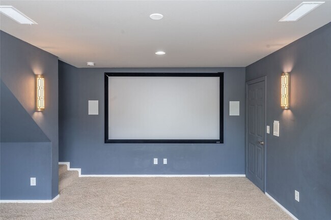 Building Photo - 209 Timber Lake Dr