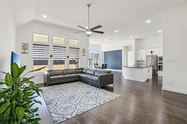 Building Photo - 17220 Eastbrook Dr