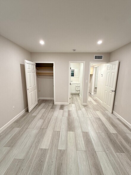 Building Photo - 8261 SW 128th St