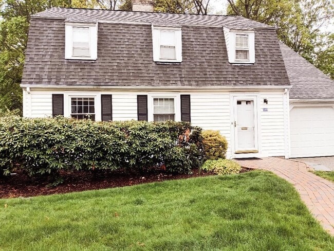 Building Photo - 133 Winslow Rd