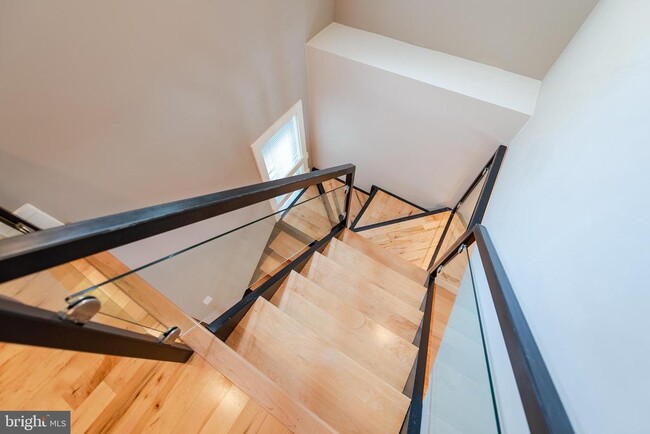 Building Photo - 3206 Elliott St