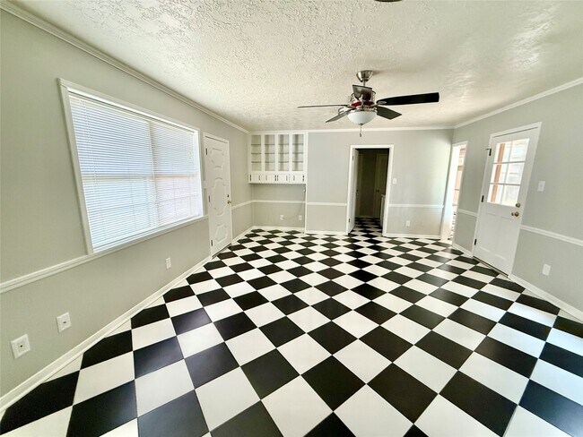 Building Photo - 5231 Alamosa Ln