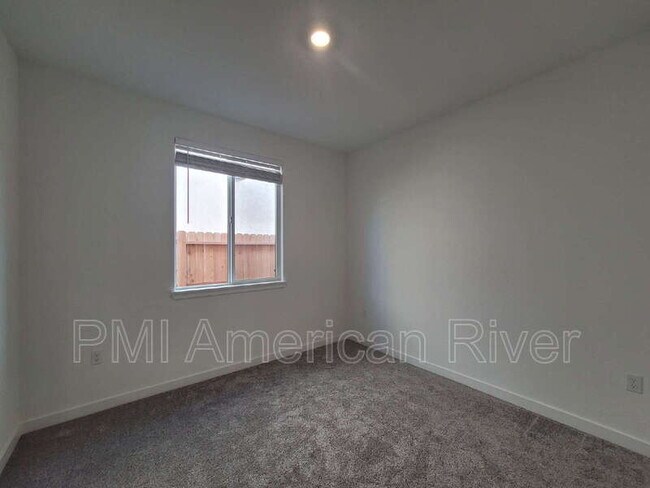 Building Photo - 9013 Allegretto Wy