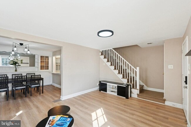 Building Photo - 614 Wises Mill Rd