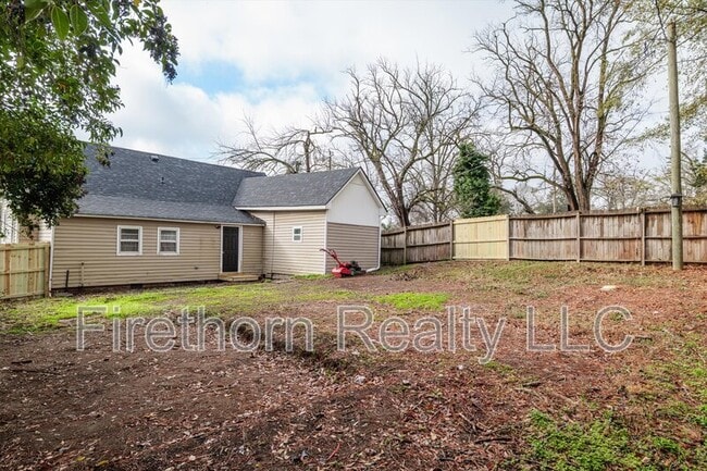 Building Photo - 413 Norris St