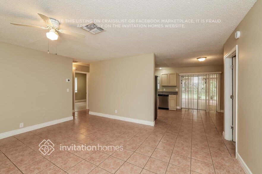 Building Photo - 13355 43rd Rd N