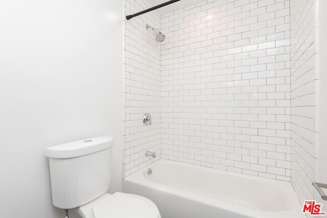 Building Photo - 3933 Marathon St