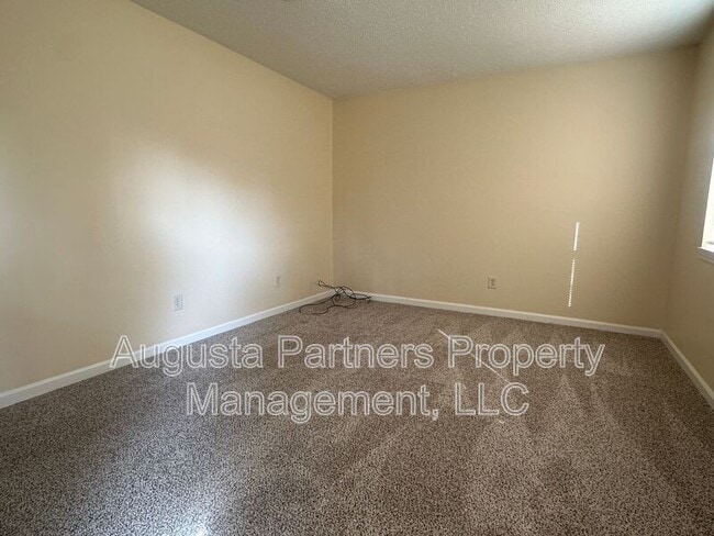 Building Photo - 4613 Renee St