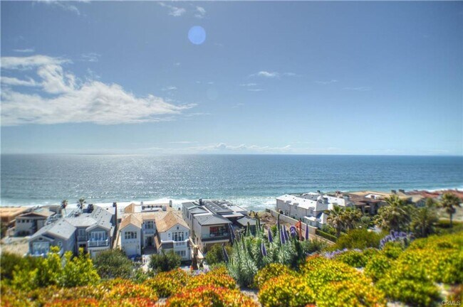 Building Photo - Condo in Niguel Terrace short walk to beach access