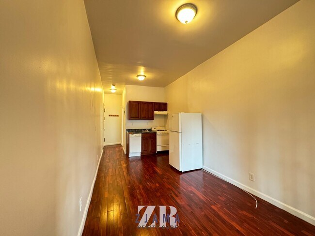 Building Photo - 647 Prospect Pl