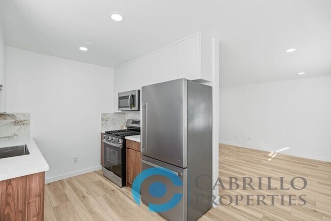 Building Photo - 4665-4669 34th St