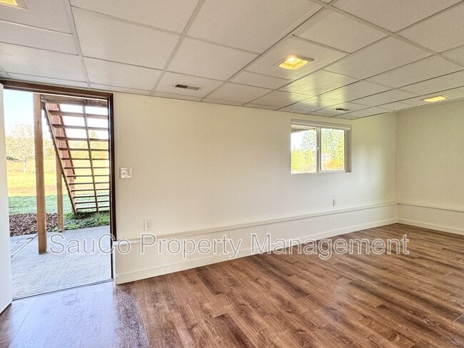 Building Photo - 21965 NW Phillips Rd