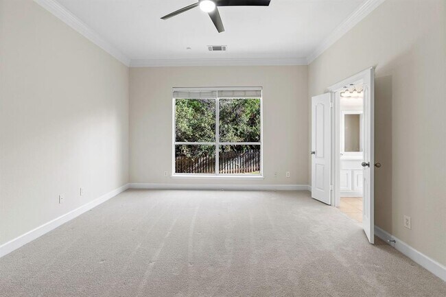 Building Photo - 10805 Ariock Ln