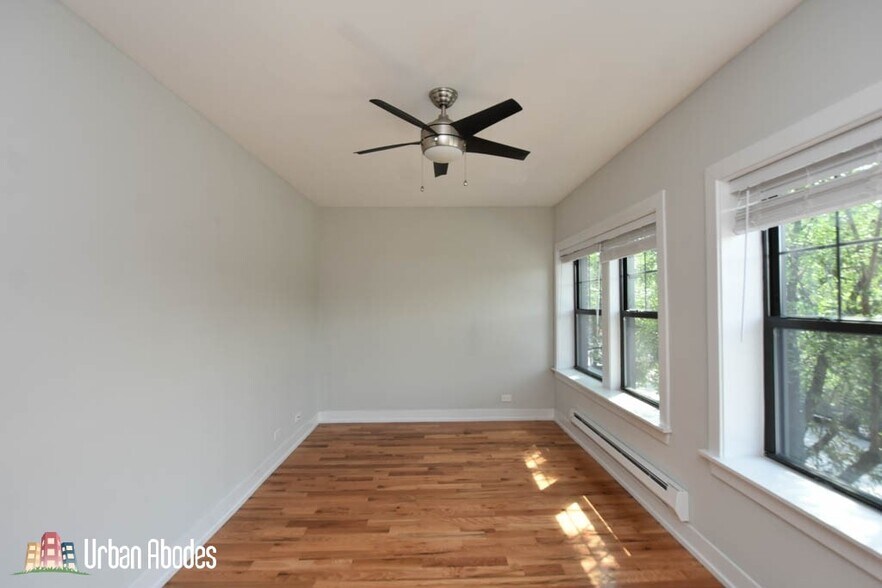 Building Photo - 811 Elm St