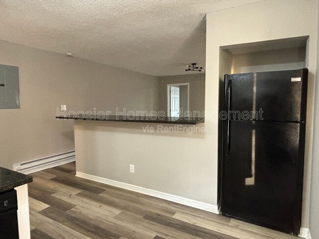 Building Photo - 1340 Barth Ave