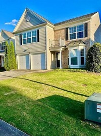 Building Photo - 9020 Friarbridge Dr