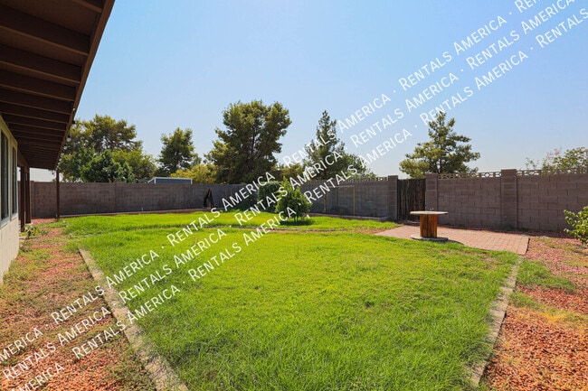 Building Photo - 6312 S College Ave