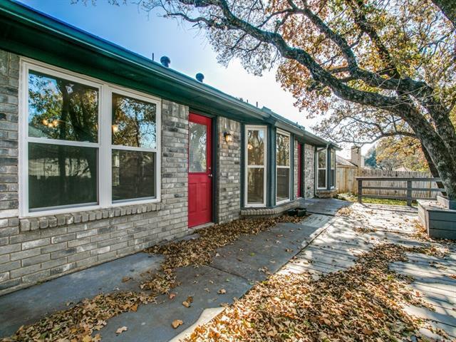 Building Photo - 2411 Bayberry Ln
