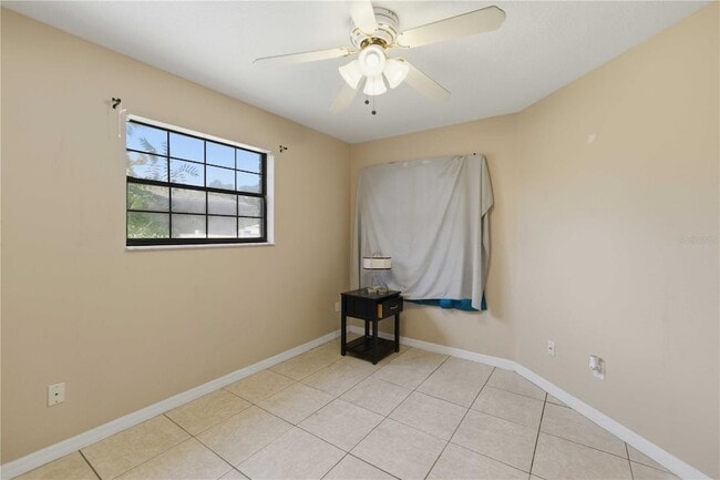 Building Photo - 7818 NE 21 Ave