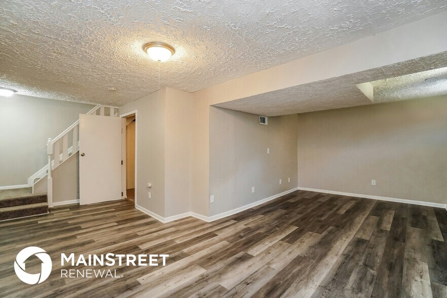 Building Photo - 3324 Gurtis Dr