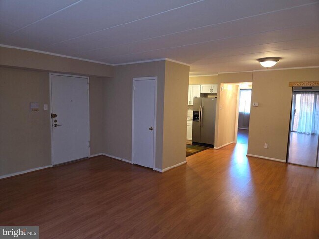 Building Photo - 809 Red Lion Rd