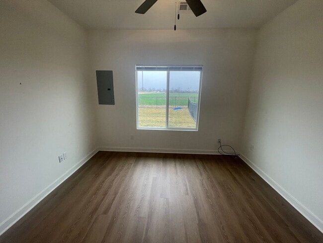 Building Photo - 11309-11311 W 35th St S