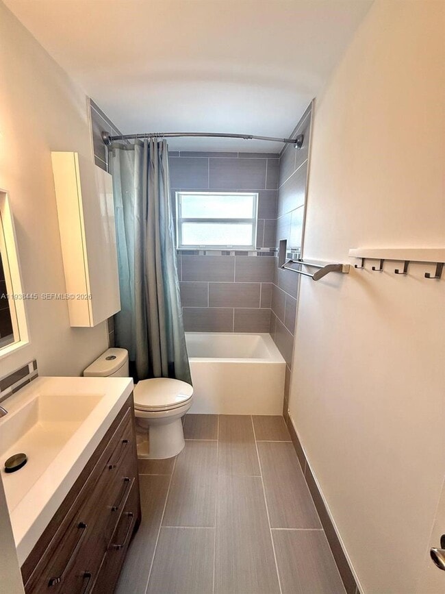 Building Photo - 1355 NW 154th Ln