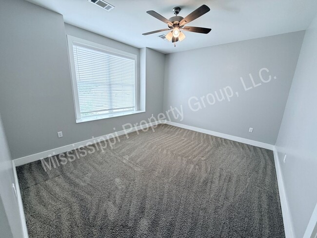 Building Photo - 3BR/3.5BA For Rent