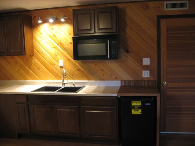 Building Photo - 2791 Burro Springs Ovi