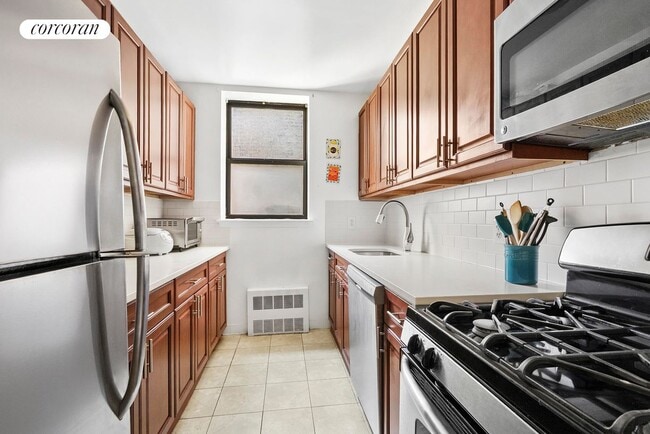 Building Photo - 44 Butler Pl