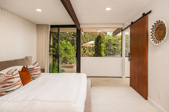 Building Photo - 459 Culebra St