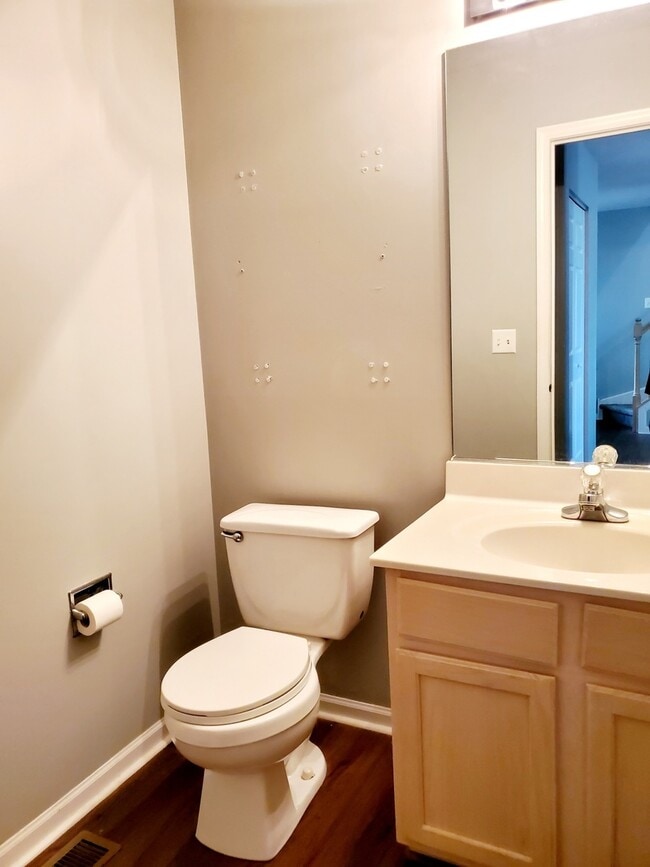 Building Photo - 1007 Horizon