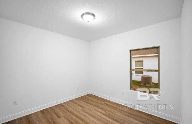 Building Photo - 16102 Laurelbrooke Lp