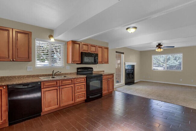 Building Photo - 2488 Washo Cir