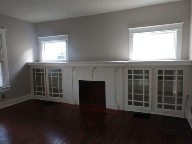 Living Room - 4608 S 3rd St