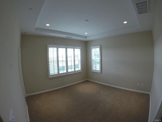 Building Photo - 2bd/2.5ba two car garage end unit condo in Orchard Hill Irvine for rent