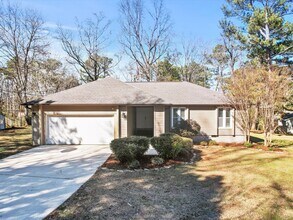 Building Photo - Large lot and close to town.