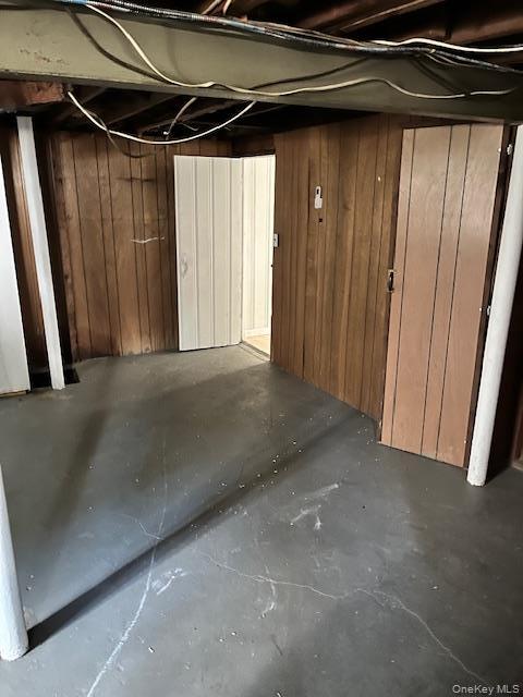 Building Photo - 345 Walton St