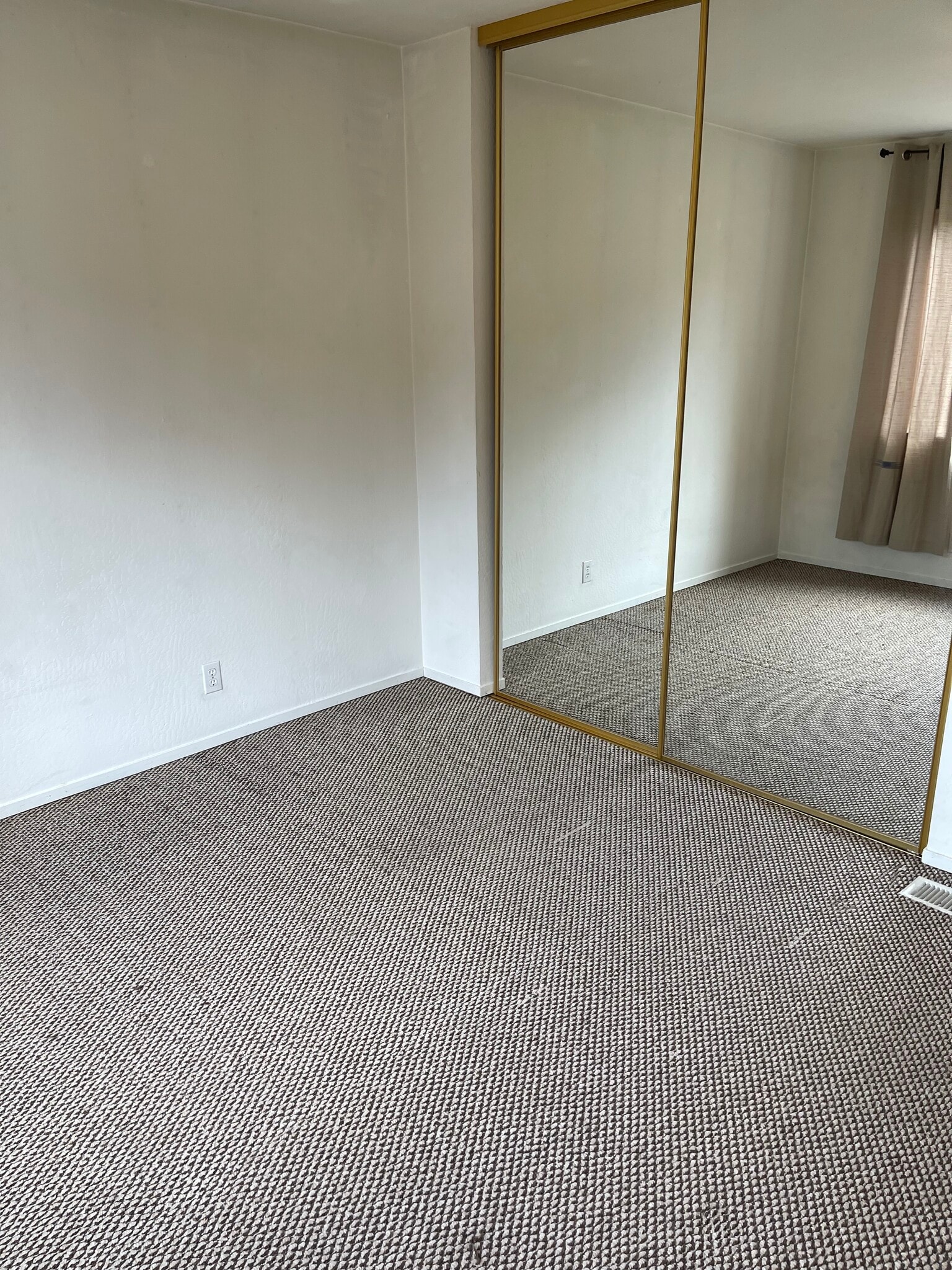 bedroom#2 - 338 Anza St