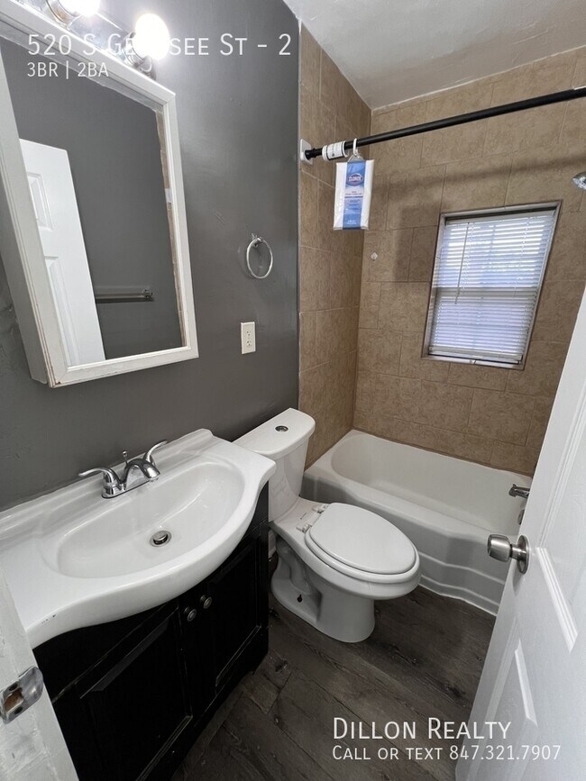 Building Photo - 520 S Genesee St