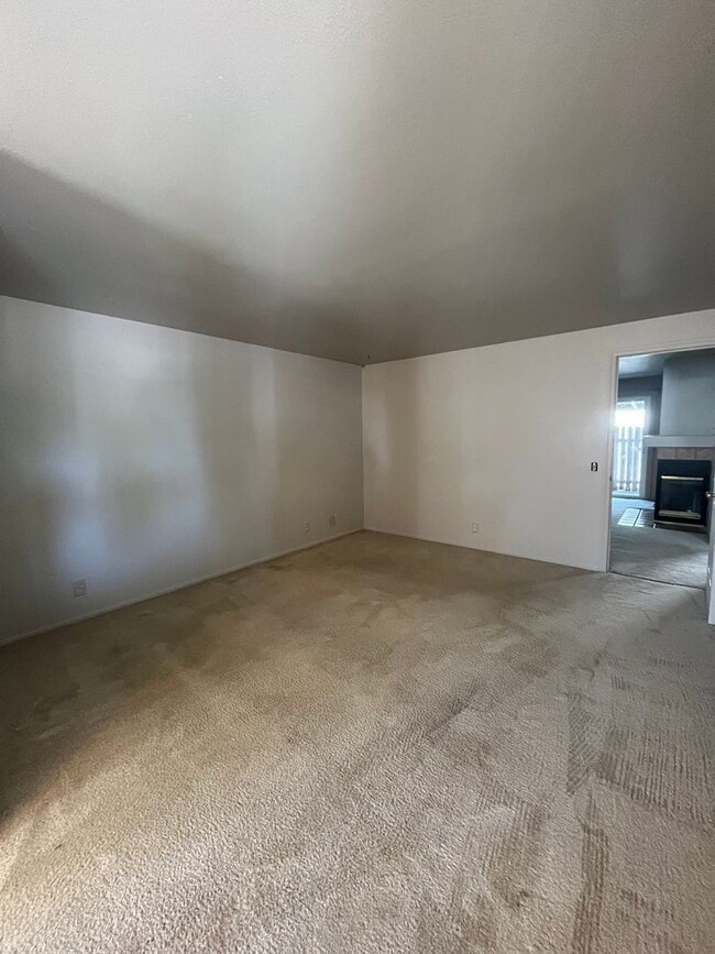 Building Photo - 3-Bedroom 2-Bathrrom home in Thurston