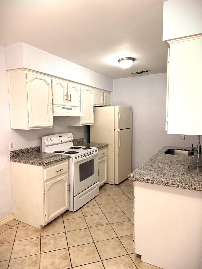 Building Photo - 5302 Springfield Ave