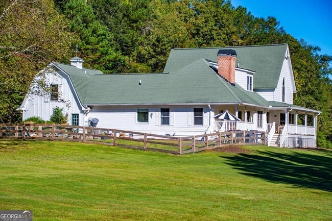Building Photo - 105 Fuller Dr