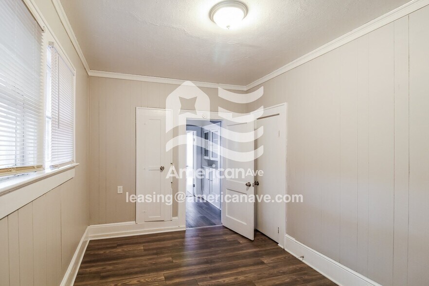 Building Photo - 2795 Cherry Ave