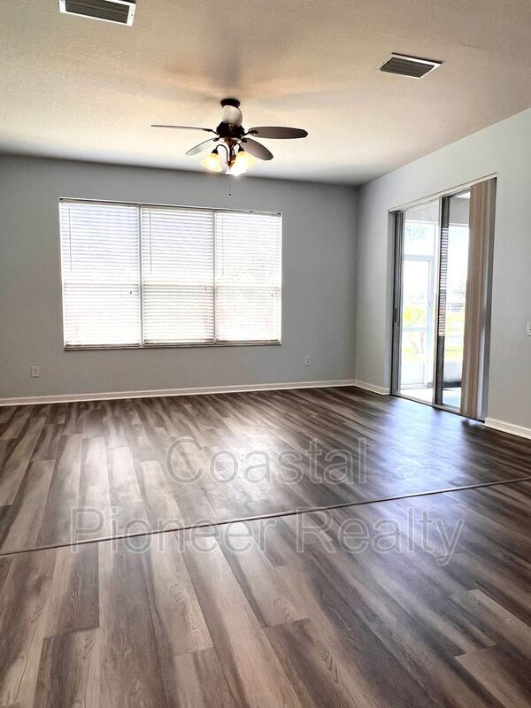 Building Photo - 11404 Misty Isle Ln