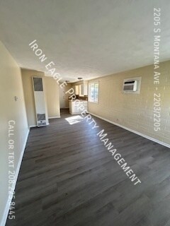 Building Photo - 2205 S Montana Ave