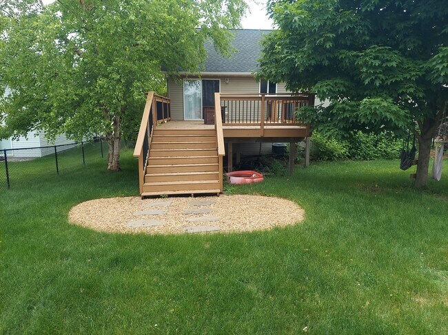 Building Photo - 5176 54th Ave NW