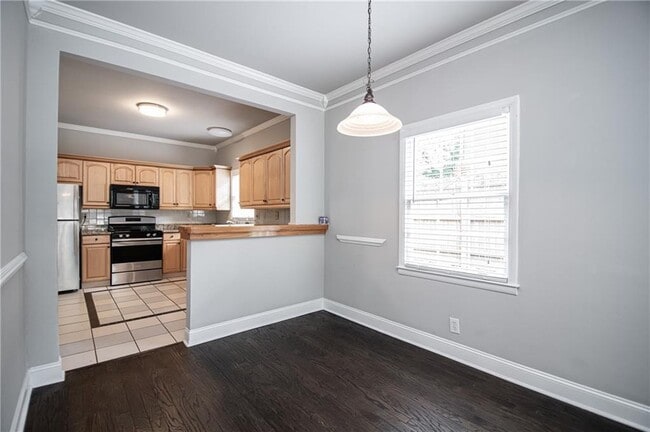 Building Photo - 3761 Ashford Dunwoody Rd NE