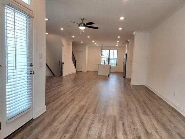 Building Photo - 3691 Ample Ave