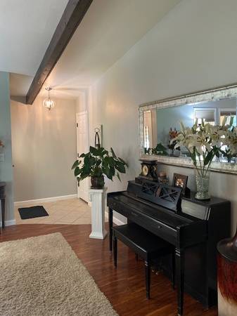 Entry way and living room! - 5213 Griffith Dr